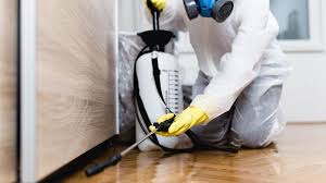 Best Pest Control for Multi-Family Homes  in Carlinvle, IL